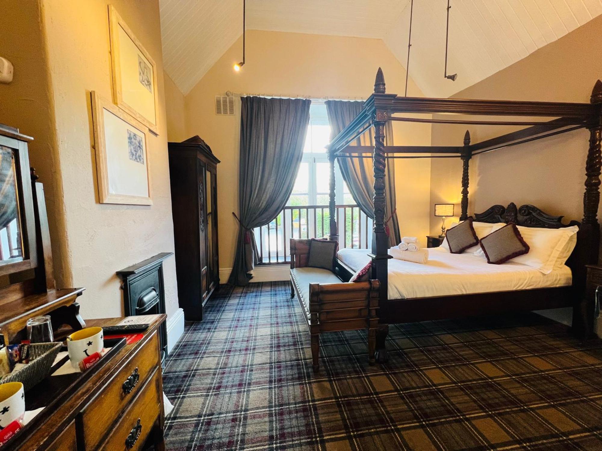 Peak Hotel Castleton Castleton  Buitenkant foto