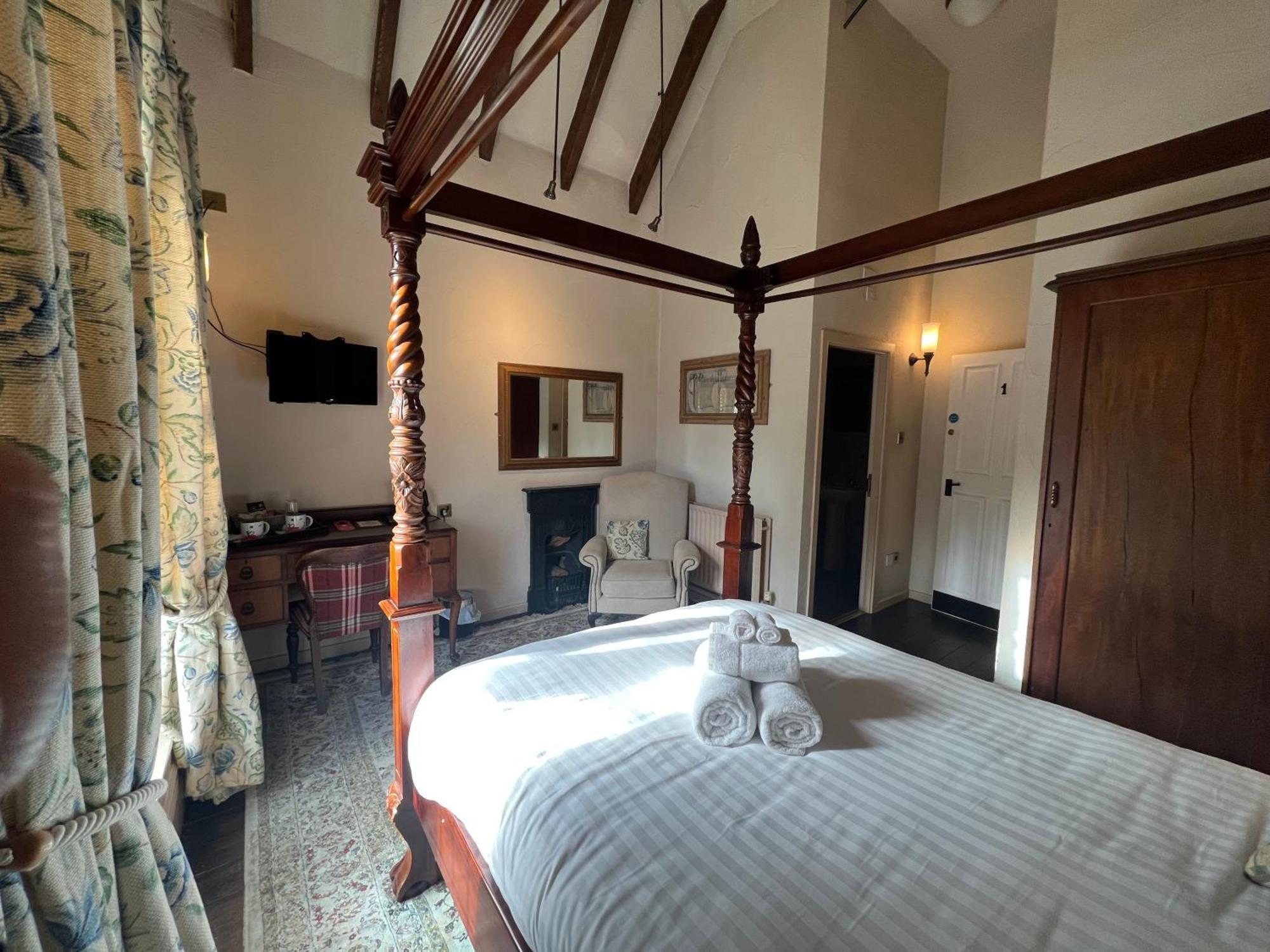 Peak Hotel Castleton Castleton  Buitenkant foto